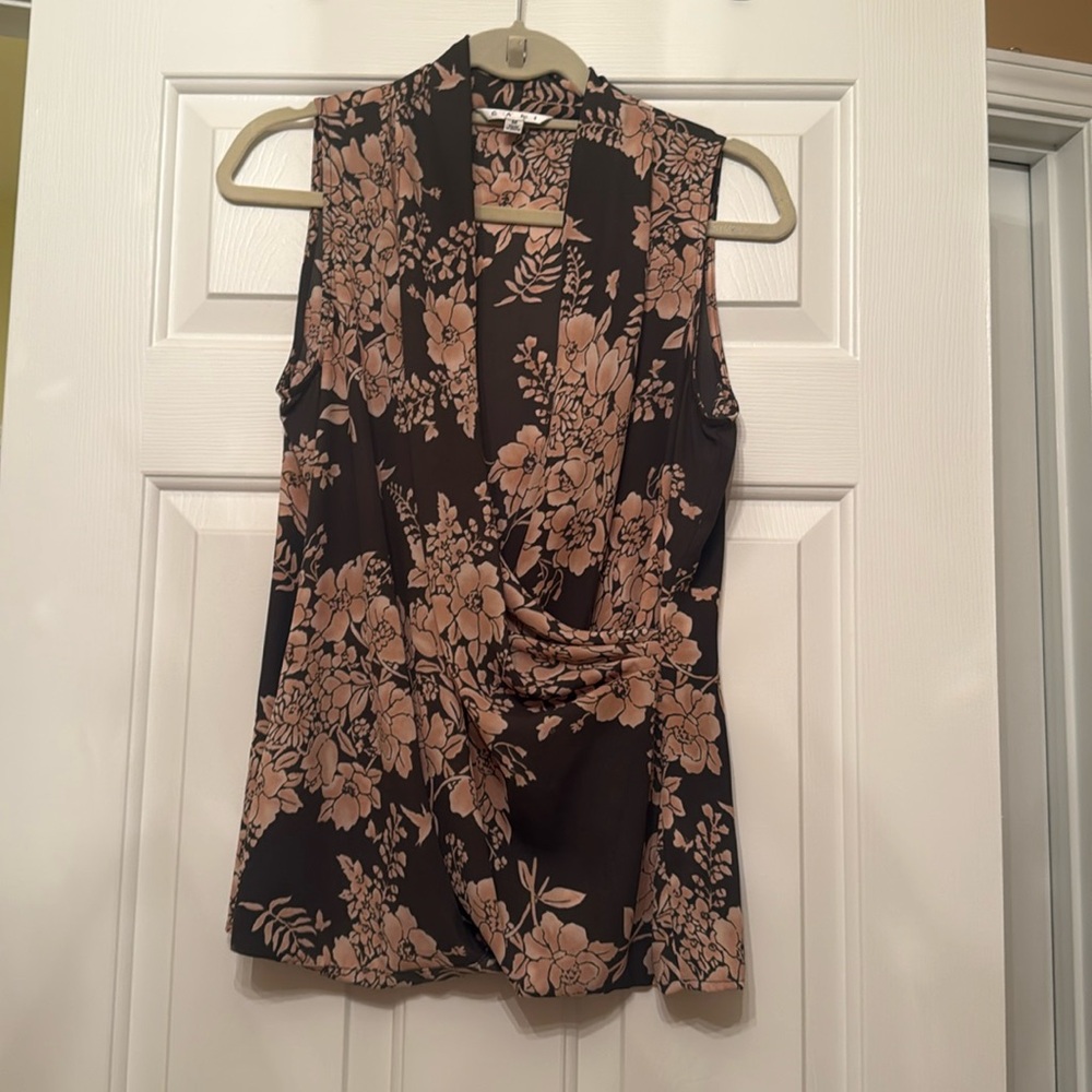 Cabi Sleeveless draped front top